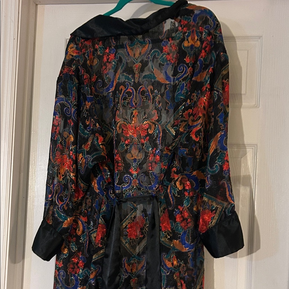 Victoria's Secret Multicolor Paisley Robe - Picture 6 of 8